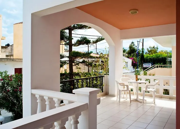 Captain Michalis Apartments
