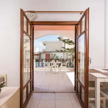 Captain Michalis Apartments Galatas  Exterior photo