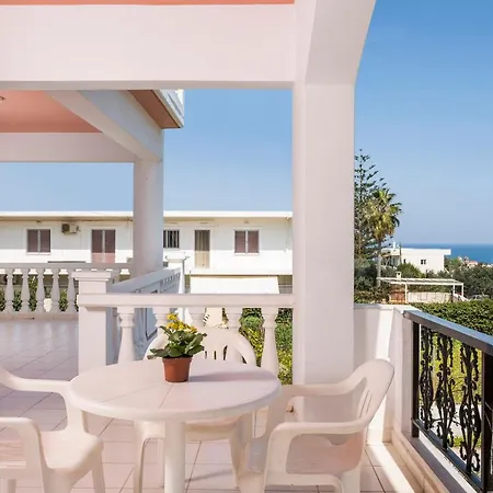 Captain Michalis Apartments Galatas  Exterior photo