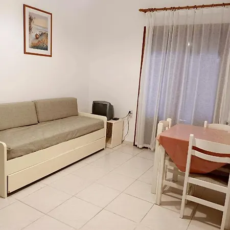 Captain Michalis Apartments Galatas  Exterior photo